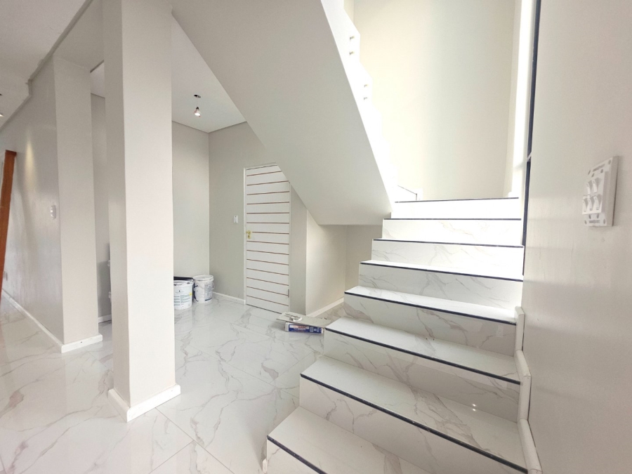 4 Bedroom Property for Sale in Sandown Western Cape